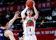 九游体育网页版-河南男篮胜出湖南队引领战绩向前