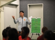 九游体育app下载-教练透露备战新赛季战术布置