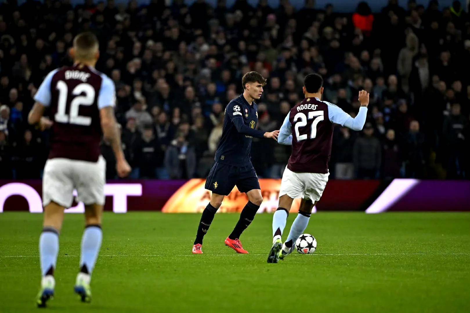 利物浦疲于应付,得之不易地胜利 利物浦疲于应付,得之不易地胜利