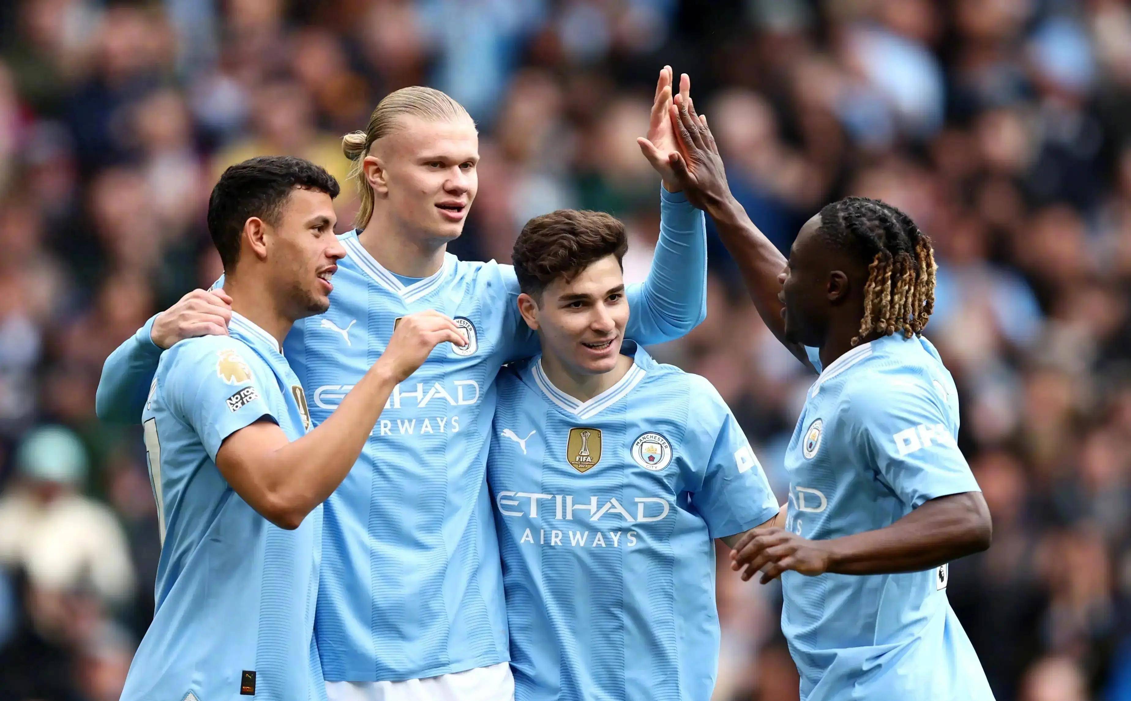 曼城客场不敌对手,英超榜首稍受影响 曼城客场不敌对手,英超榜首稍受影响