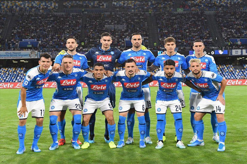 奥格斯堡主场力克柯隆,继续保持不败 奥格斯堡主场力克柯隆,继续保持不败