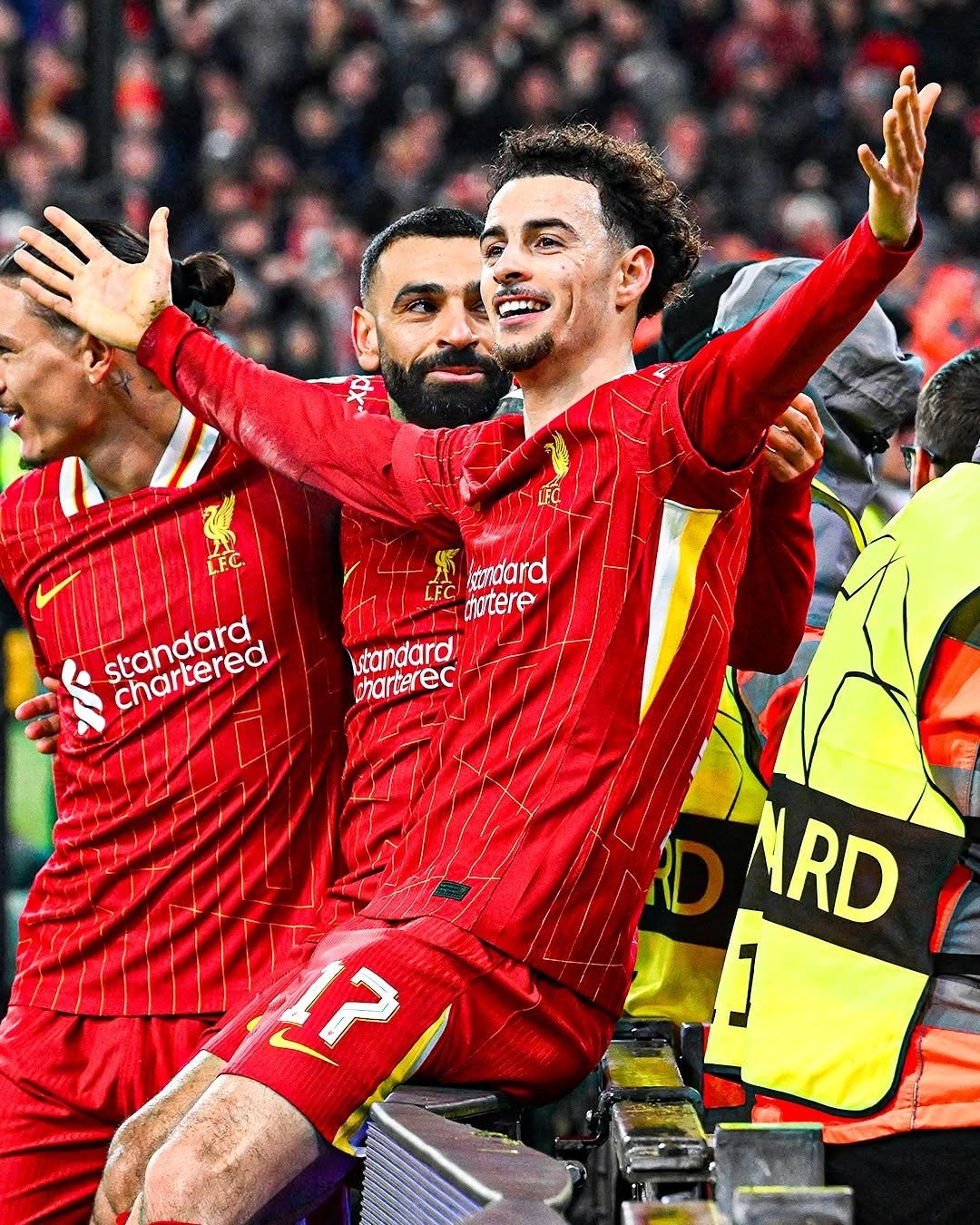 关于利物浦备战欧冠决赛,球队备战团结士气高涨的信息 关于利物浦备战欧冠决赛,球队备战团结士气高涨的信息