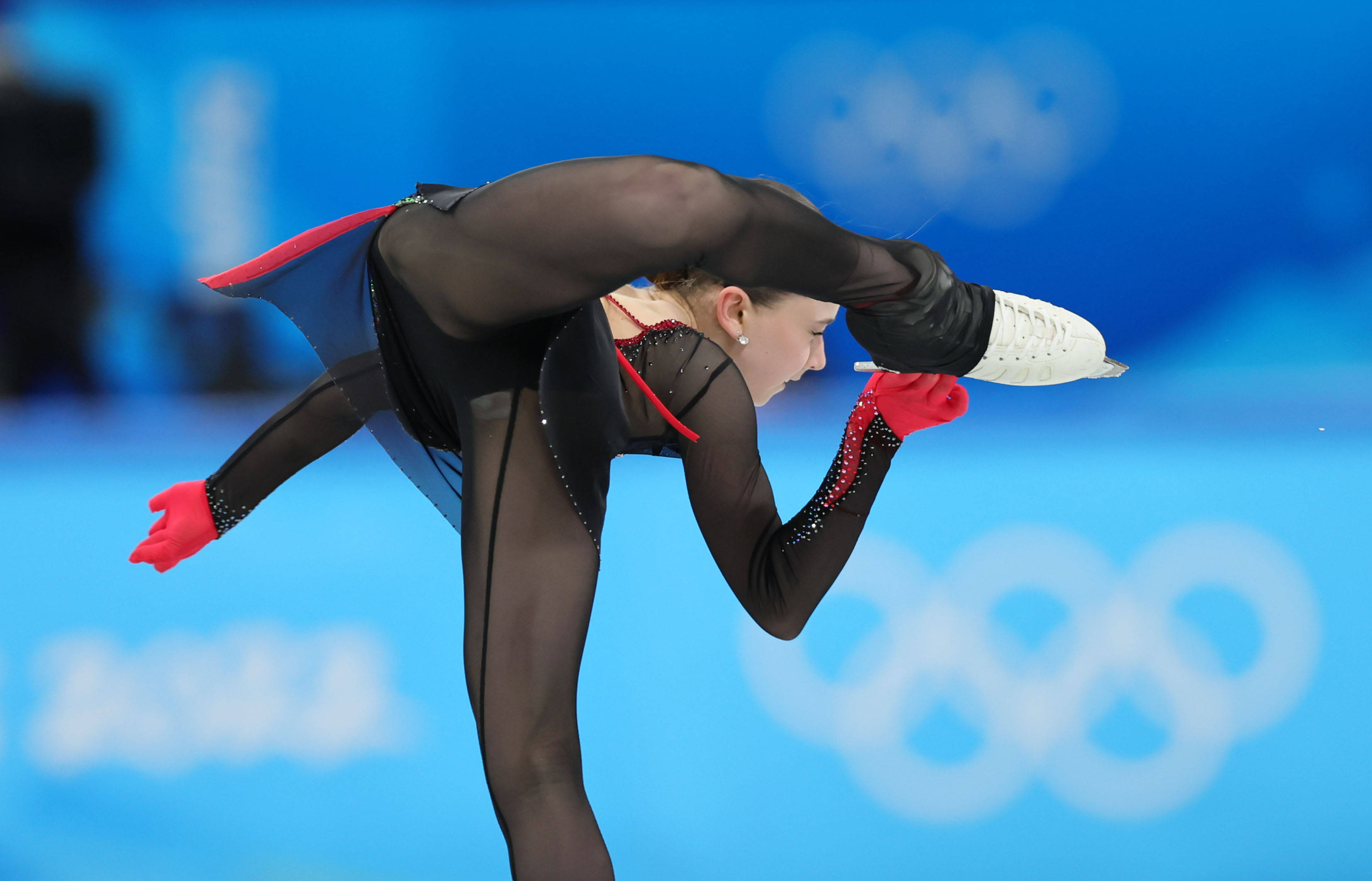 瑞士女子单人滑选手优雅出场,获得高分 瑞士女子单人滑选手优雅出场,获得高分