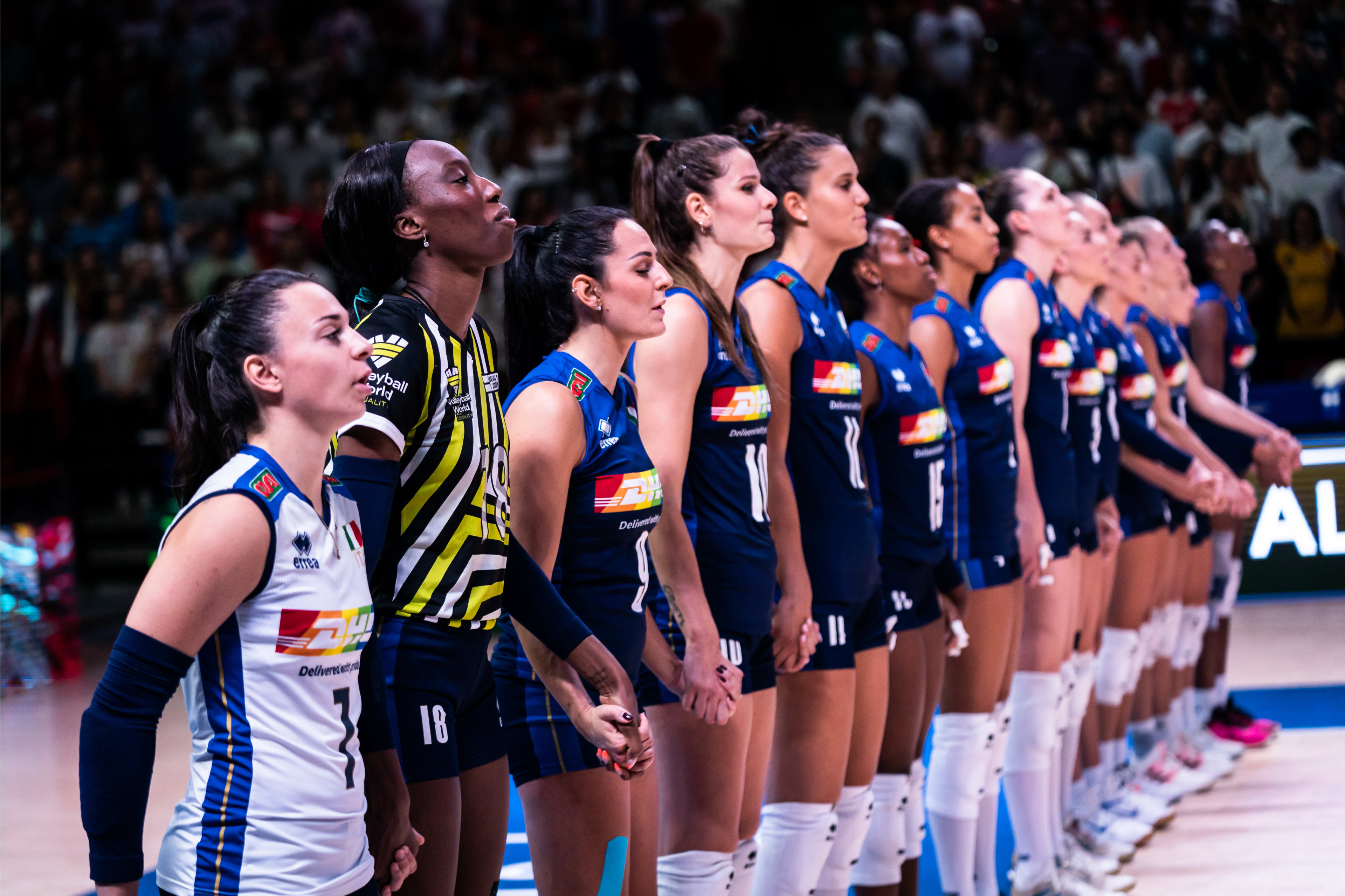 意大利队战至半决赛,团队全力拼搏的简单介绍 意大利队战至半决赛,团队全力拼搏的简单介绍