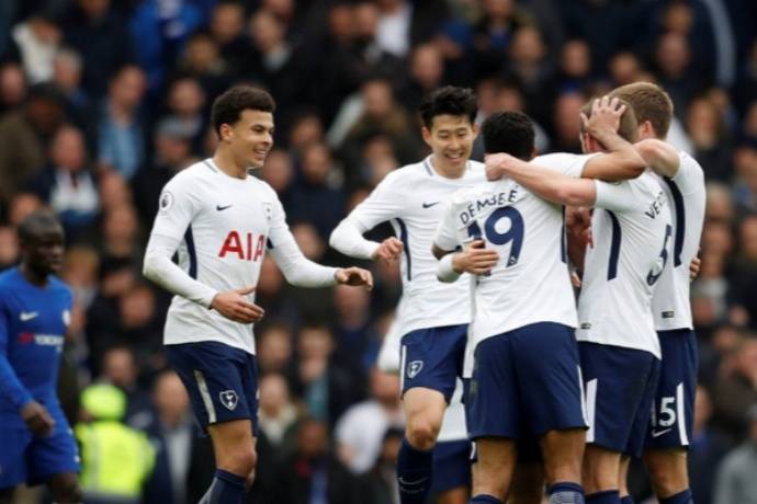 热刺队员技术高超,制胜关键比赛 热刺队员技术高超,制胜关键比赛