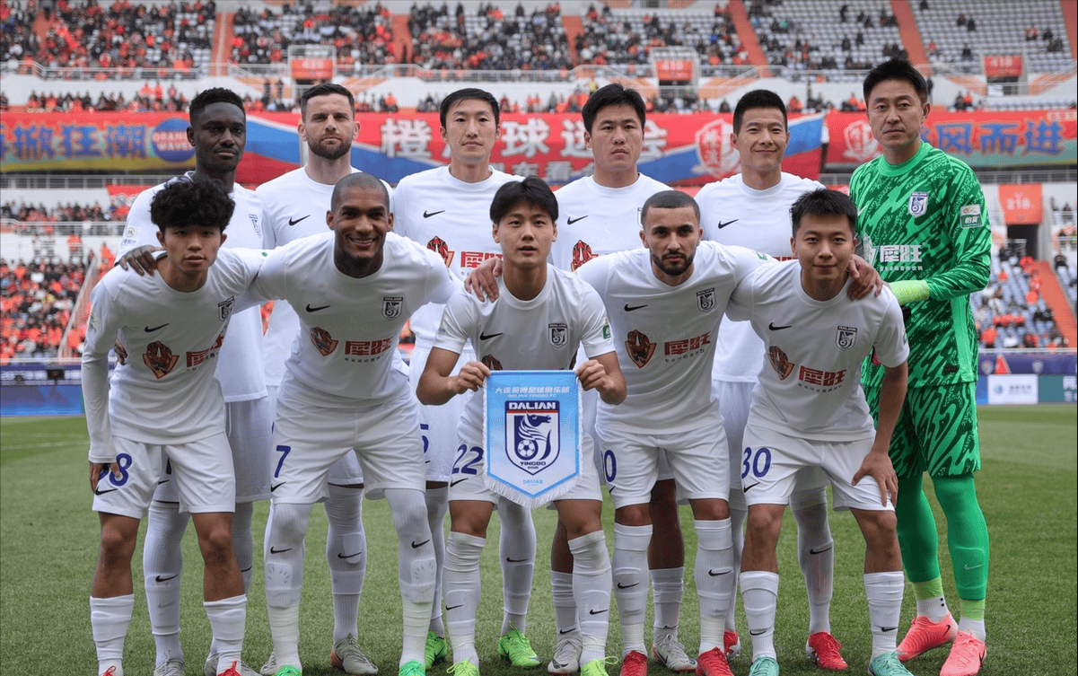 中超联赛全面启动,球队士气高涨 中超联赛全面启动,球队士气高涨