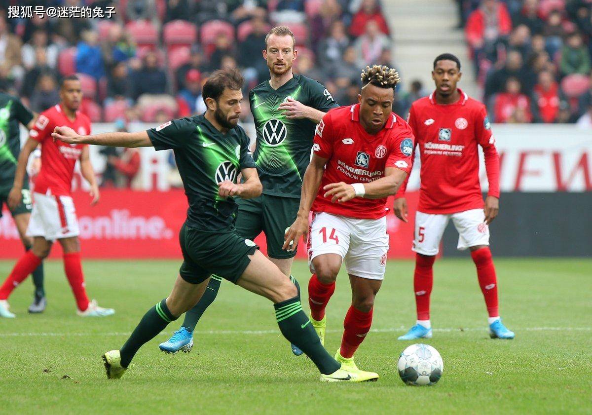 弗赖堡客场遭逢惨败,遗憾无力反击 弗赖堡客场遭逢惨败,遗憾无力反击