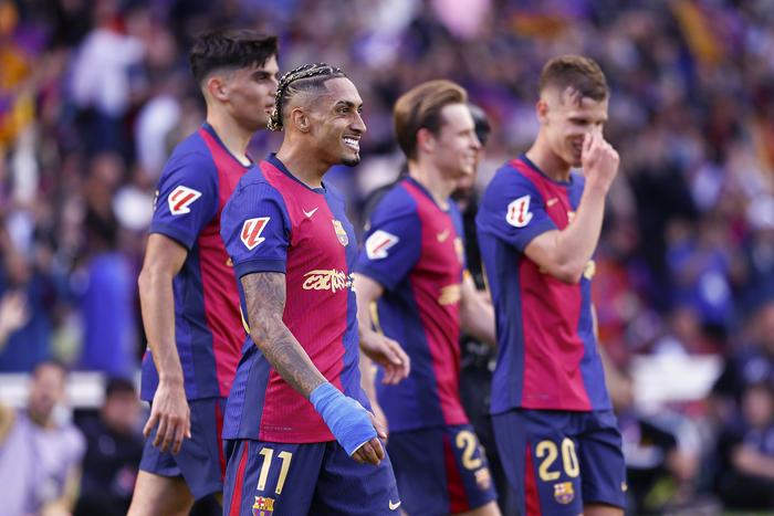 巴塞罗那取胜,马斯卡雷尔突破重围 巴塞罗那取胜,马斯卡雷尔突破重围