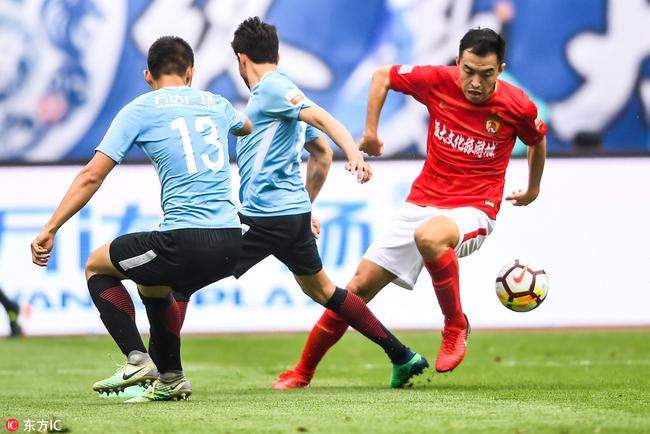 恒大队员发挥出色,帮助球队晋级下一轮 恒大队员发挥出色,帮助球队晋级下一轮