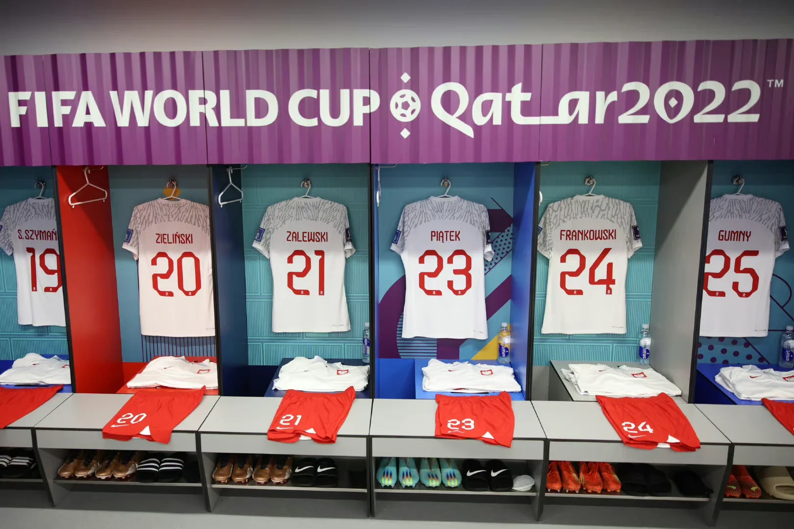 波兰逆转胜克罗地亚,小组出线机会加大 波兰逆转胜克罗地亚,小组出线机会加大