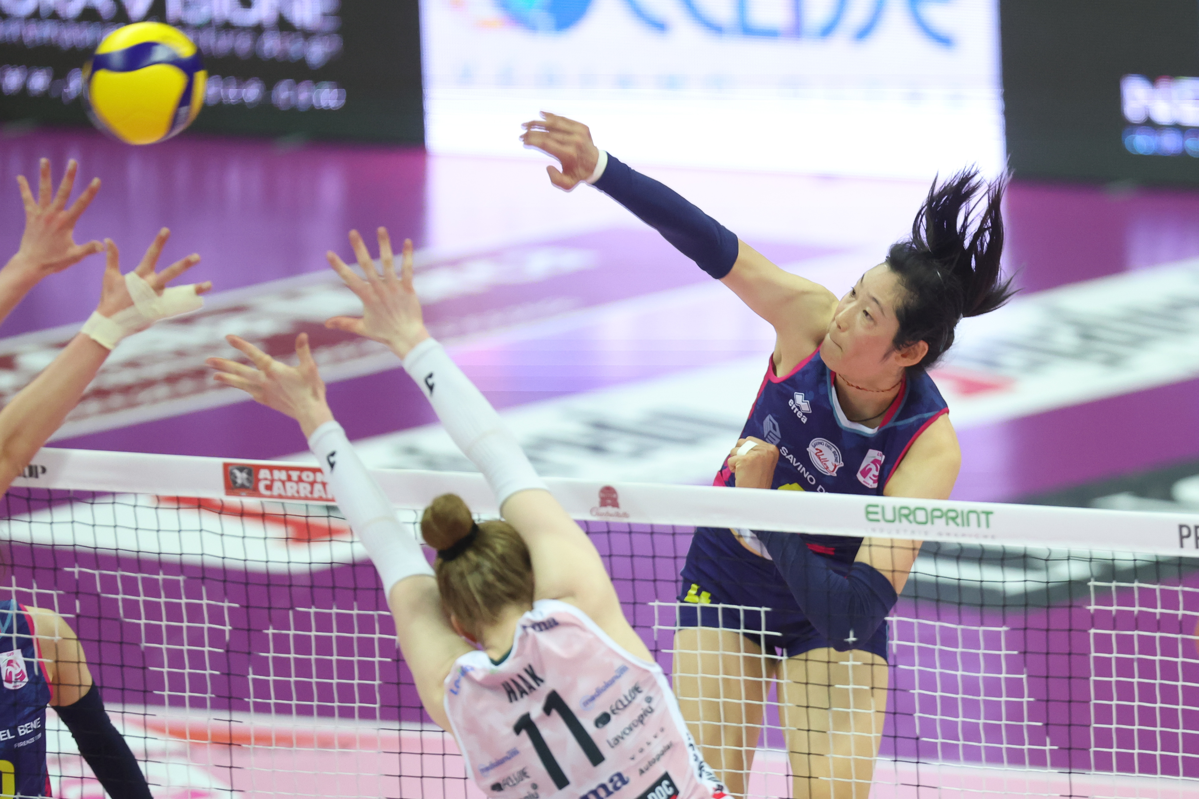 意大利排球选手风采依旧,晋级四强的简单介绍 意大利排球选手风采依旧,晋级四强的简单介绍