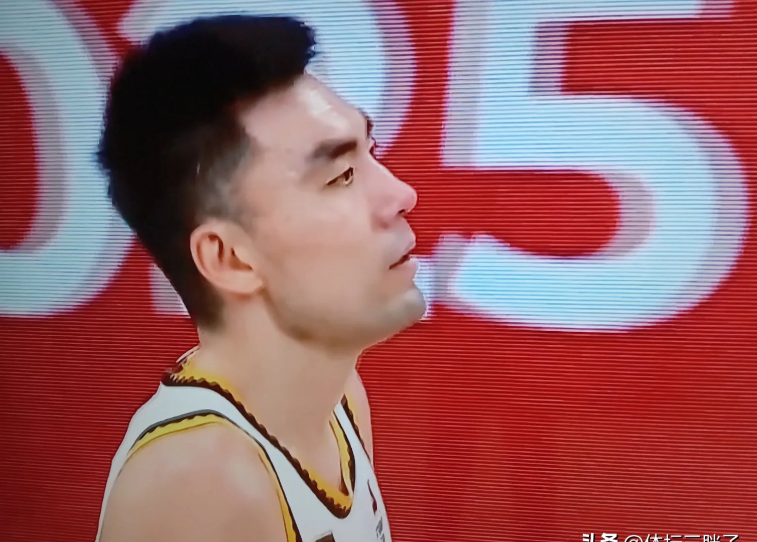 关于上海队精彩绝伦,取得重要比赛胜利的信息 关于上海队精彩绝伦,取得重要比赛胜利的信息