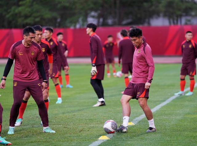 包含队员集训情况公开,备战越发紧张的词条 包含队员集训情况公开,备战越发紧张的词条