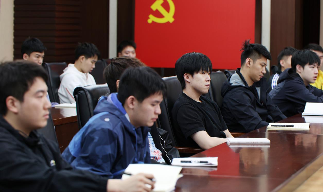 包含队员集训情况公开,备战越发紧张的词条 包含队员集训情况公开,备战越发紧张的词条