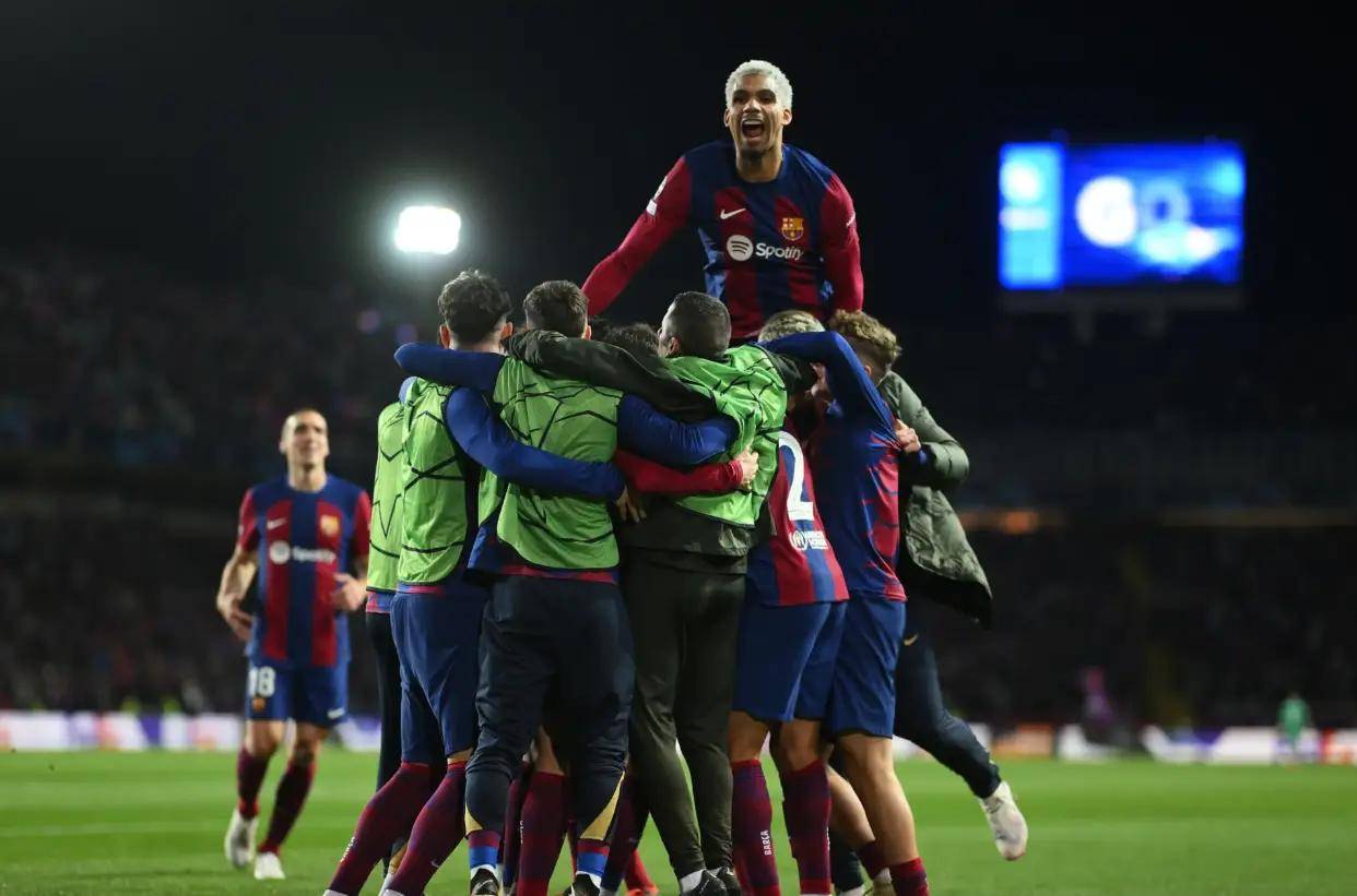 包含巴塞罗那胜券在握,冲进欧冠晋级之门的词条 包含巴塞罗那胜券在握,冲进欧冠晋级之门的词条