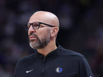 独行侠队失利惨遭逆转,球员士气低迷的简单介绍 独行侠队失利惨遭逆转,球员士气低迷的简单介绍