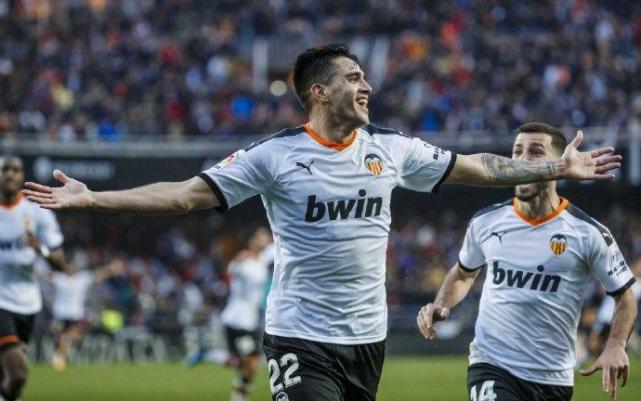 皇家社会客场告捷,晋级希望渺茫的简单介绍 皇家社会客场告捷,晋级希望渺茫的简单介绍