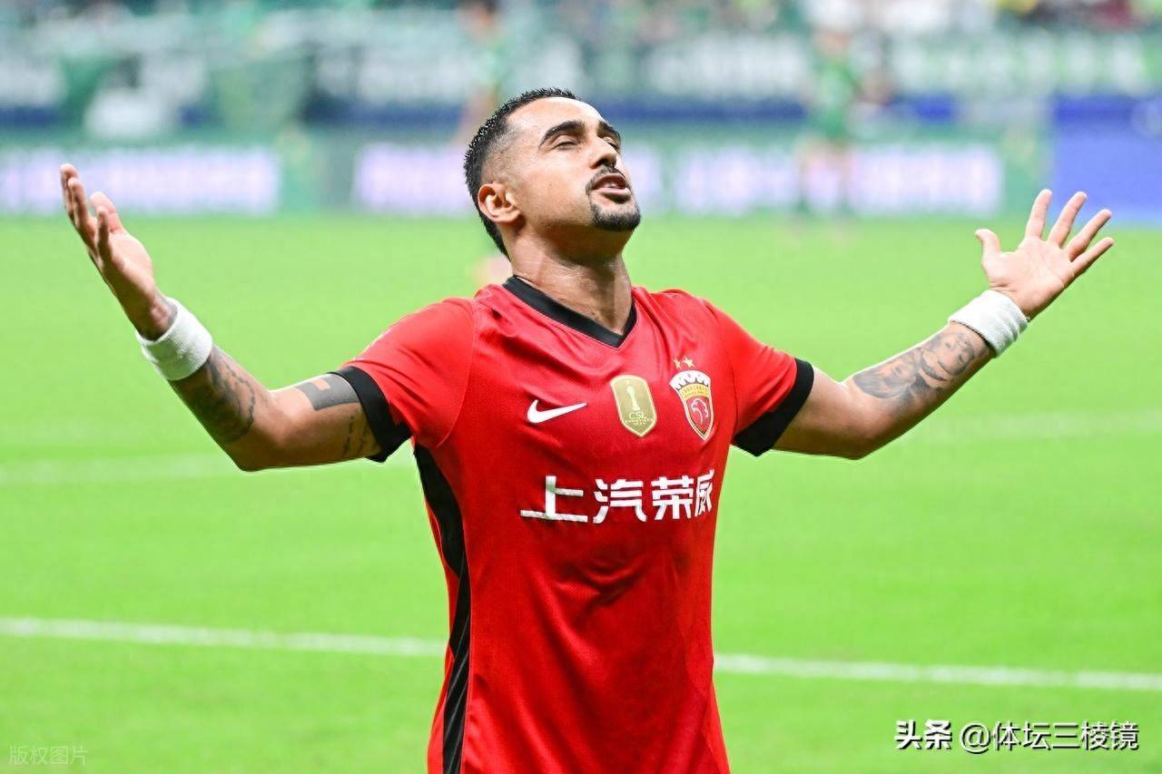 包含真刀真枪!中超联赛球员奋发拼搏争夺胜利的词条 包含真刀真枪!中超联赛球员奋发拼搏争夺胜利的词条