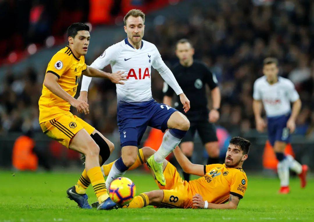 包含热刺主场迎战狼队,双方实力均衡的词条 包含热刺主场迎战狼队,双方实力均衡的词条