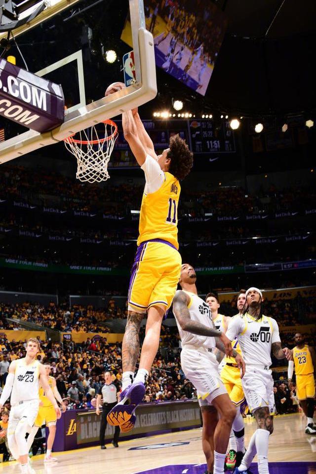 关于爵士队防守火力全开硬扛对手取胜的信息 关于爵士队防守火力全开硬扛对手取胜的信息